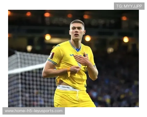 揭秘阿贾克斯“盯哈兰德”式压迫框架：足球战术的终极秘密